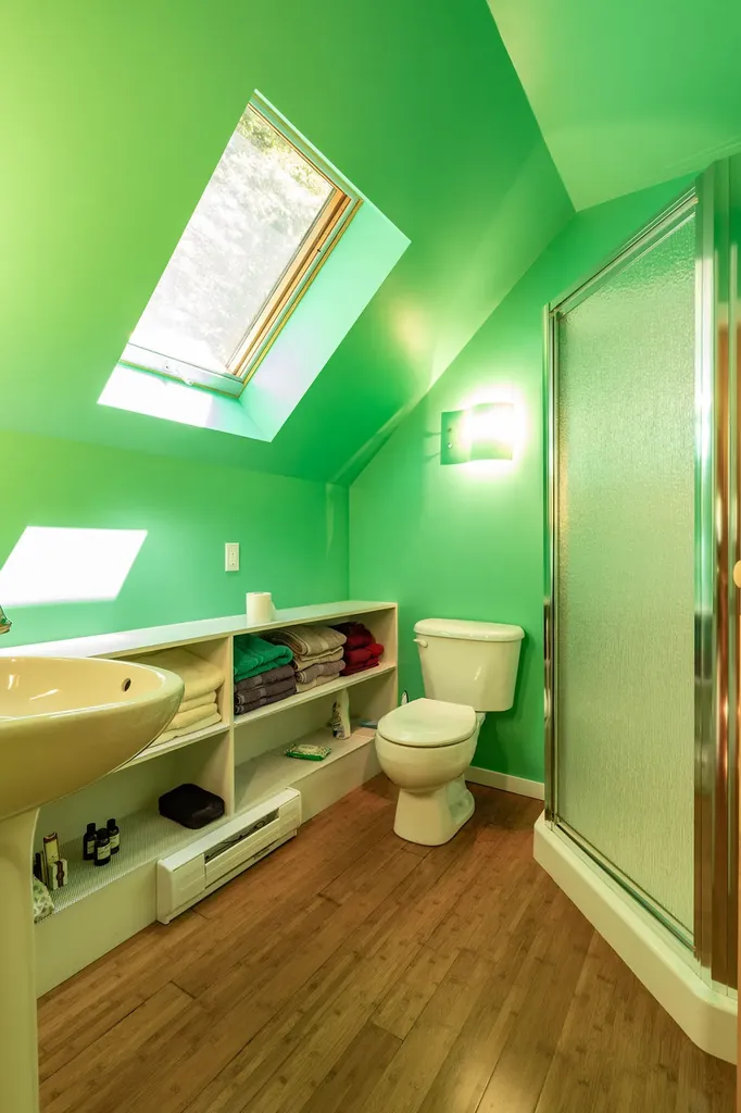169 Island Avenue Saint George ME 04860