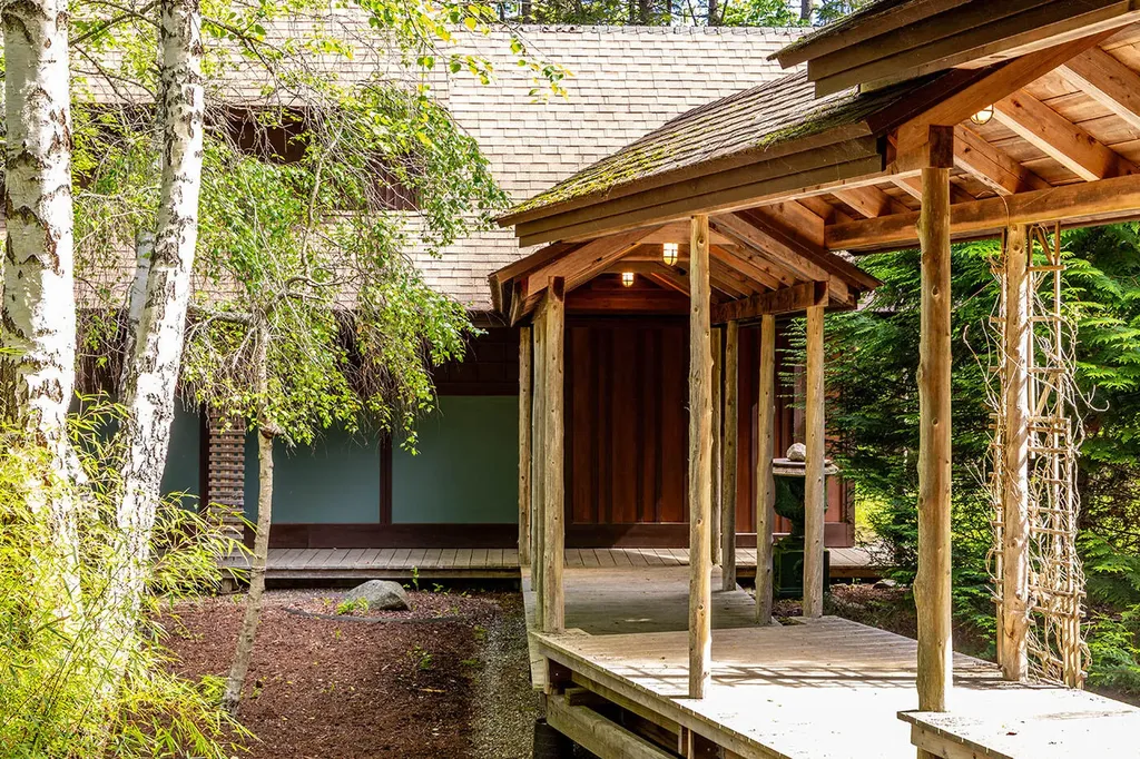 169 Island Avenue Saint George ME 04860