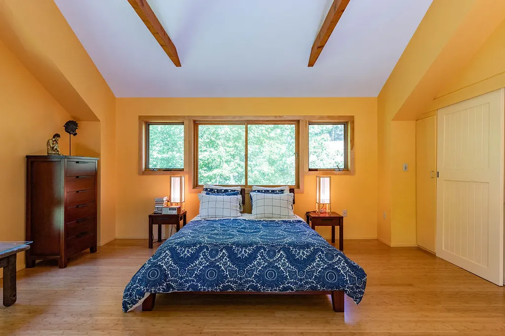 169 Island Avenue Saint George ME 04860