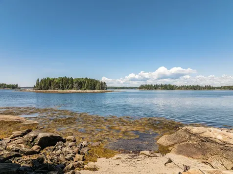 169 Island Avenue Saint George ME 04860