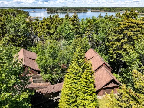 169 Island Avenue Saint George ME 04860