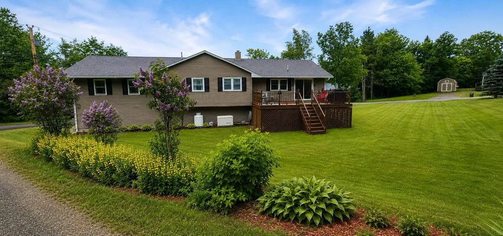 5 Michael Drive Baileyville ME 04694