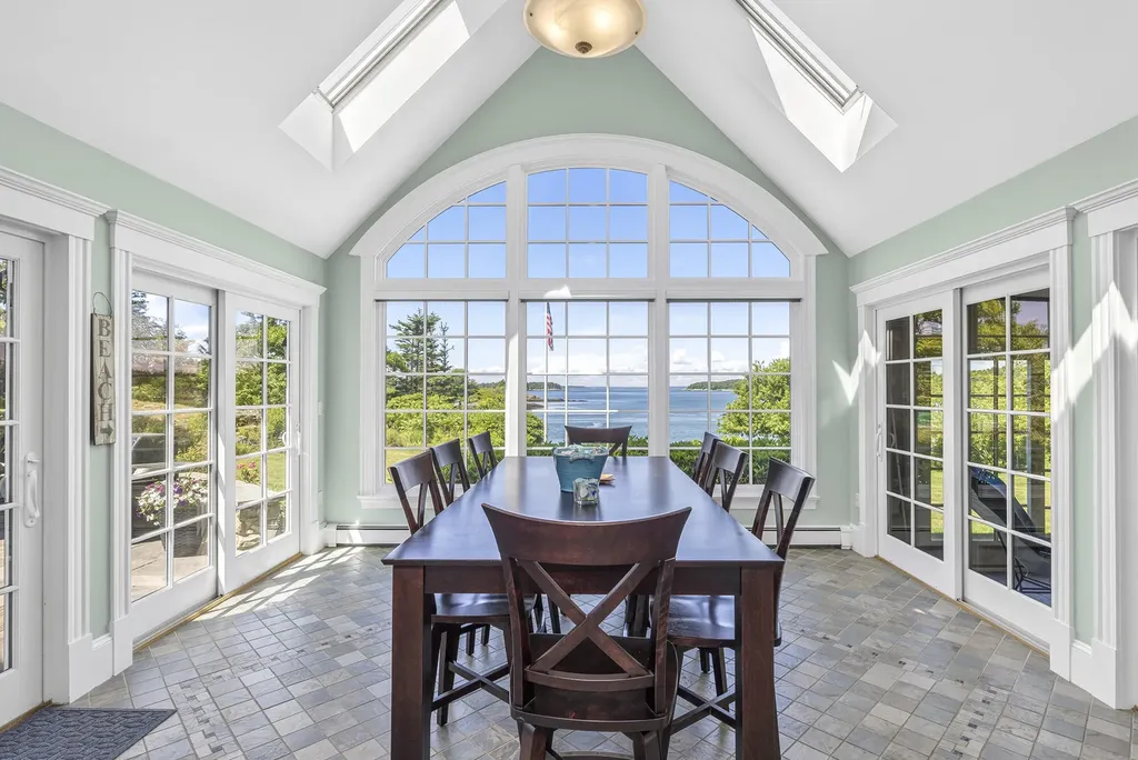 37 Alliquippa Road Phippsburg ME 04562
