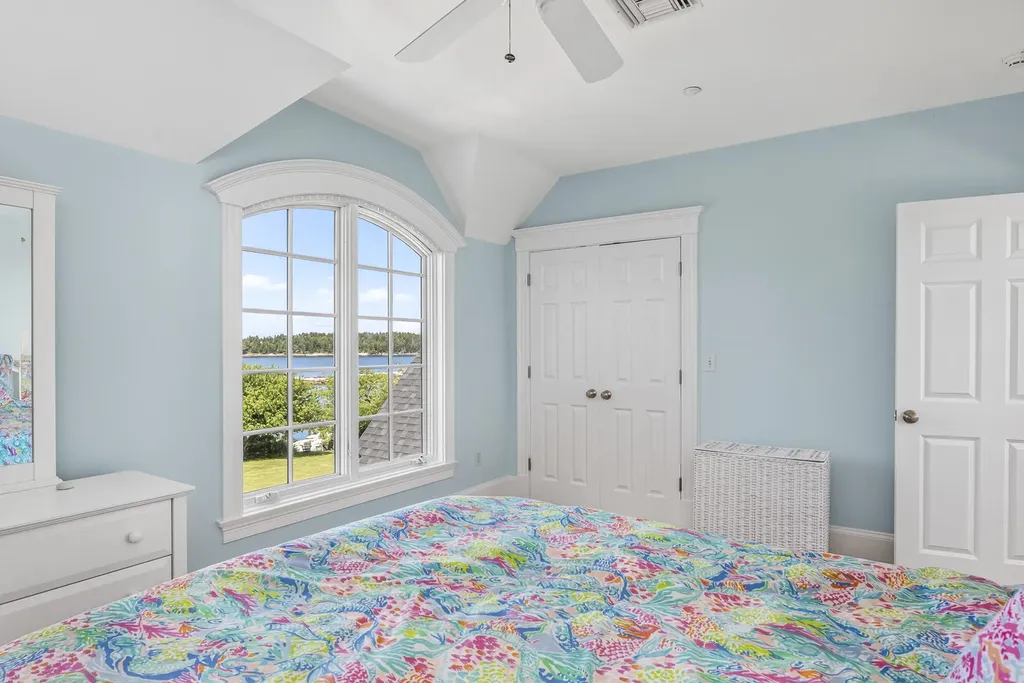 37 Alliquippa Road Phippsburg ME 04562