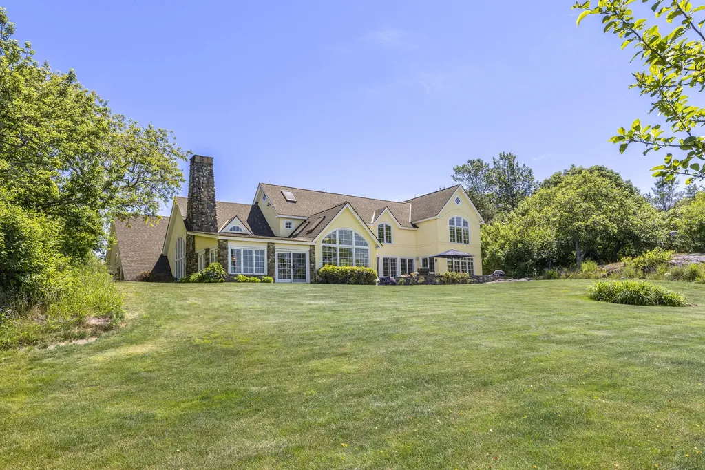 37 Alliquippa Road Phippsburg ME 04562