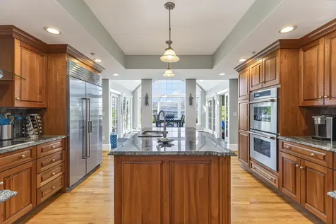 37 Alliquippa Road Phippsburg ME 04562