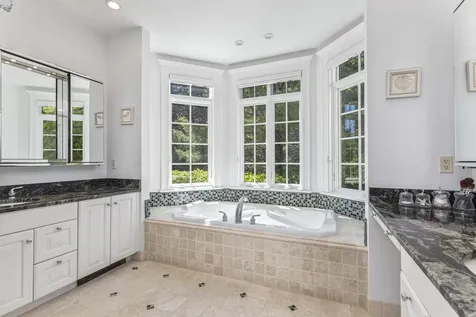 37 Alliquippa Road Phippsburg ME 04562