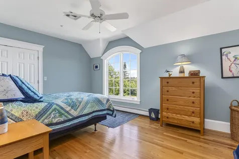 37 Alliquippa Road Phippsburg ME 04562