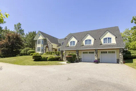 37 Alliquippa Road Phippsburg ME 04562