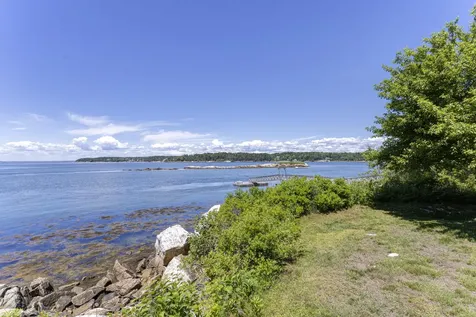 37 Alliquippa Road Phippsburg ME 04562
