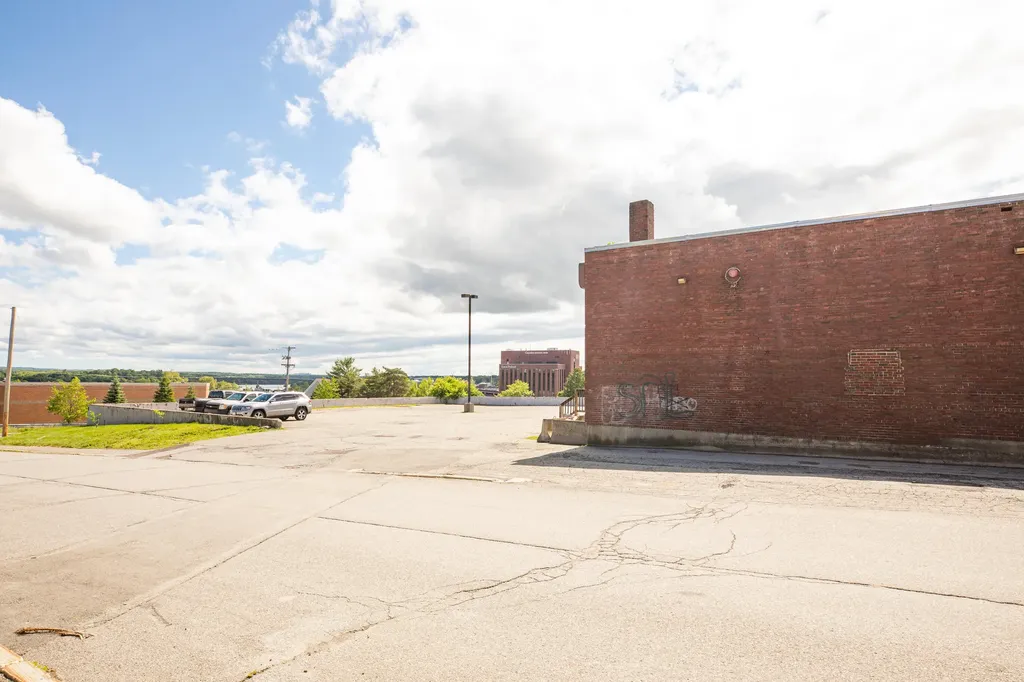 89 State Street Bangor ME 04401