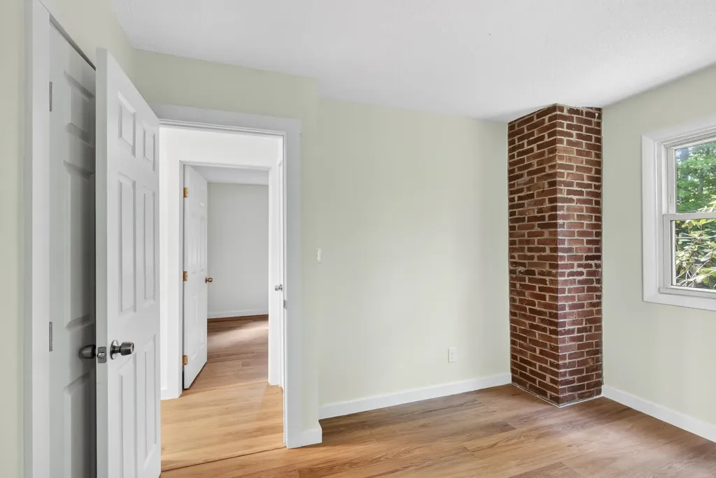 19 Robin Road Edgecomb ME 04556