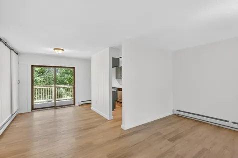 19 Robin Road Edgecomb ME 04556