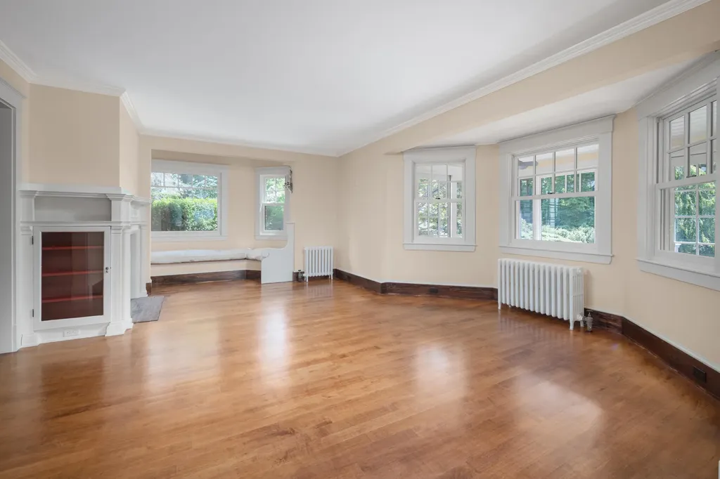 425 York Street York ME 03909