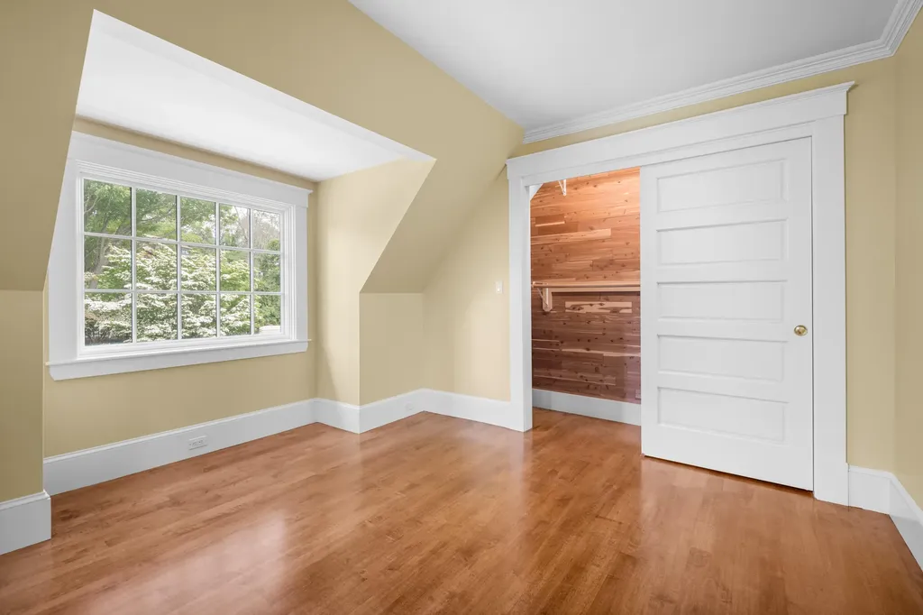 425 York Street York ME 03909