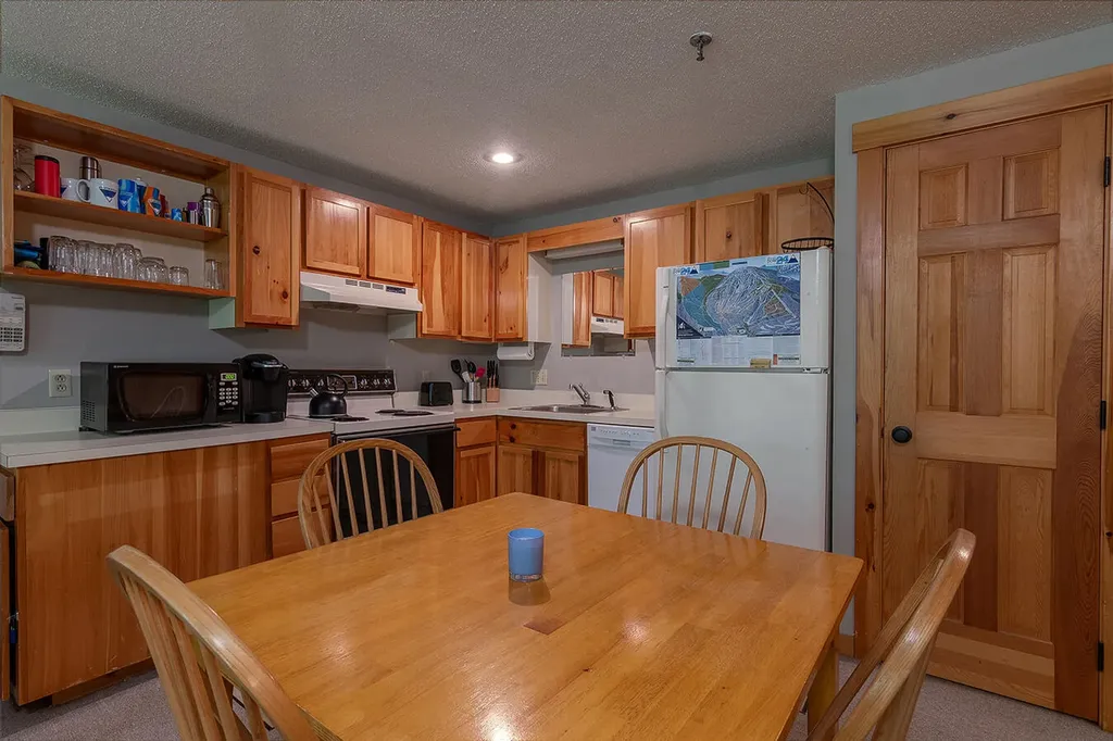 2527 Trout Brook Lane Carrabassett Valley ME 04947