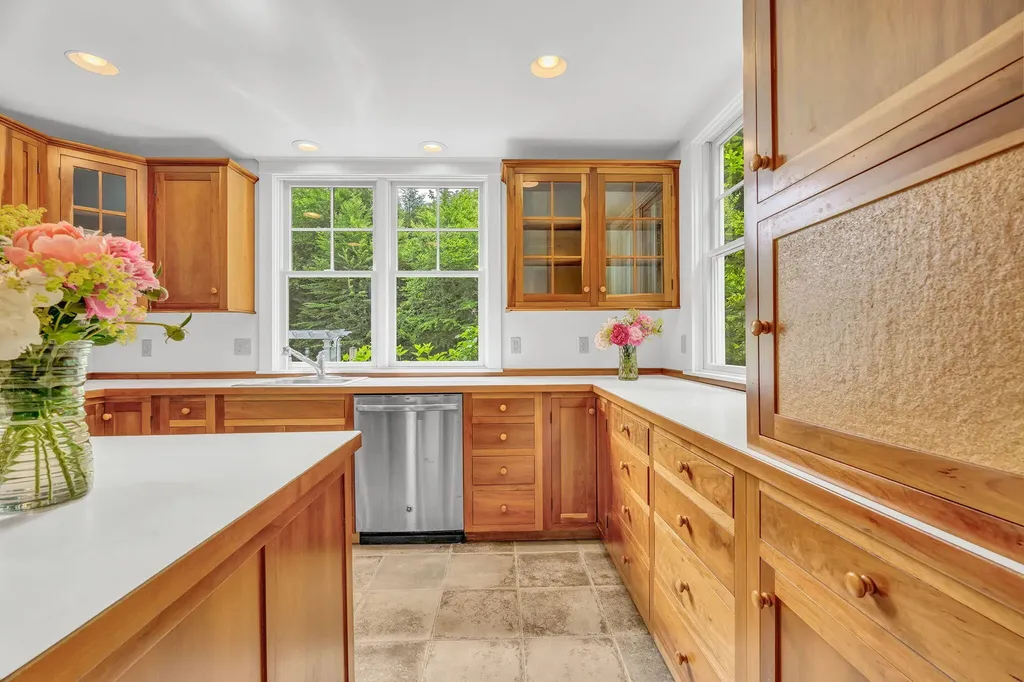 154 Dolloff Woods Road Fayette ME 04352