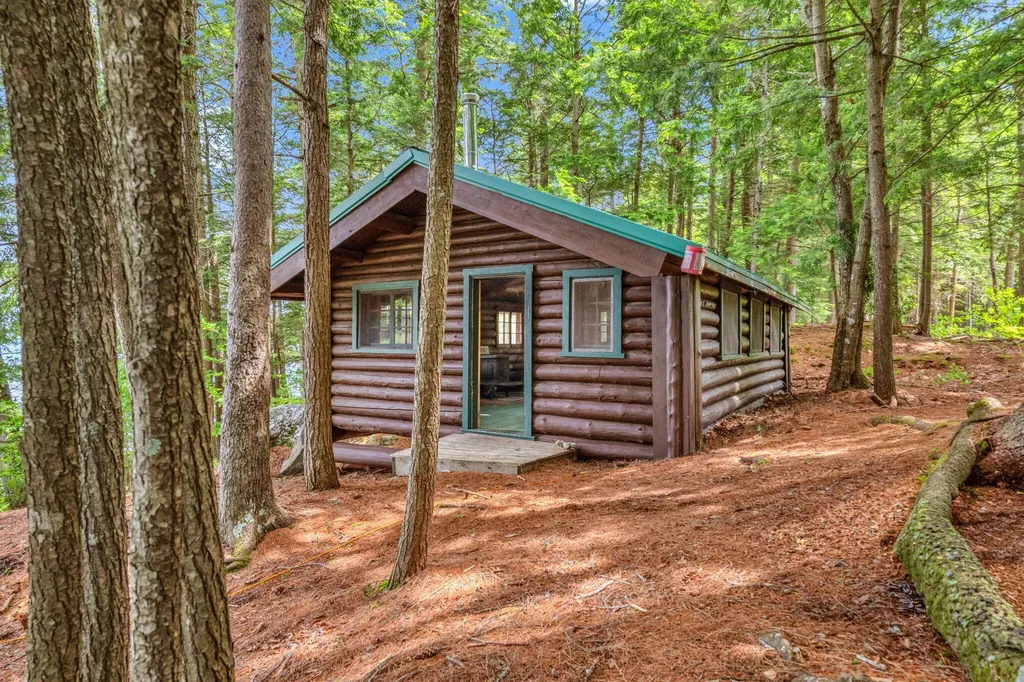 154 Dolloff Woods Road Fayette ME 04352