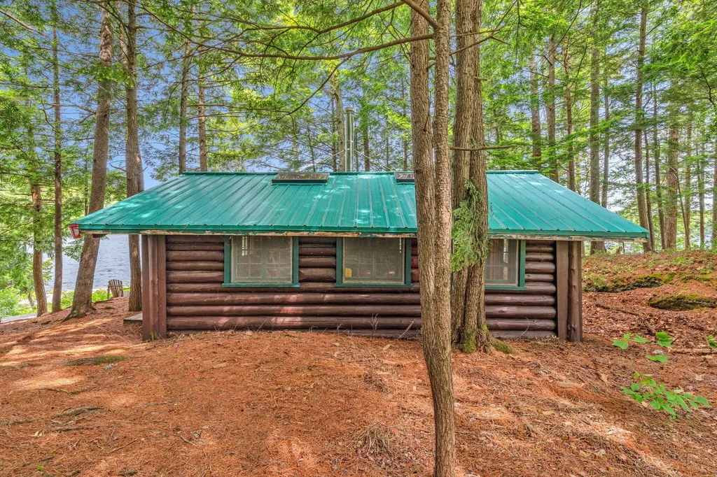 154 Dolloff Woods Road Fayette ME 04352