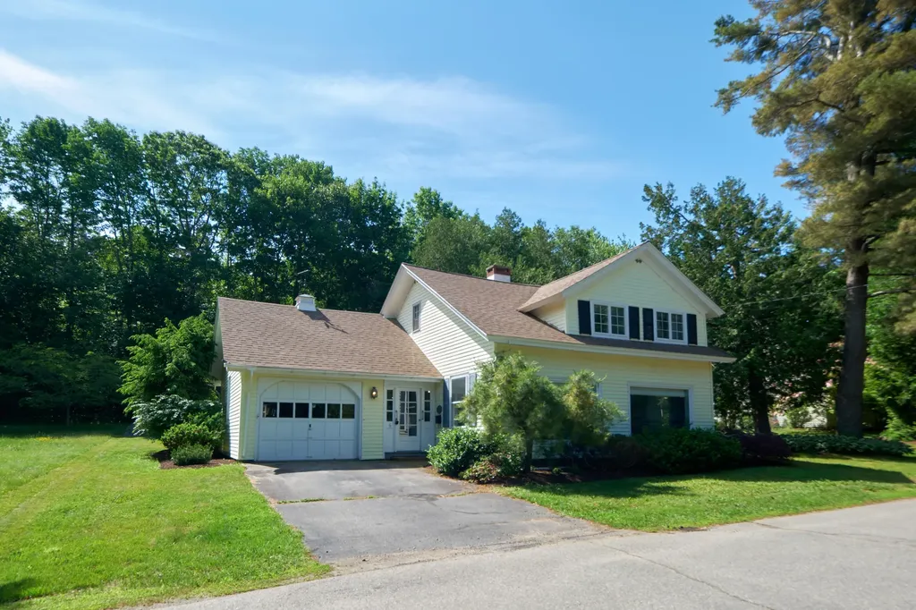 6 Highland Avenue Camden ME 04843
