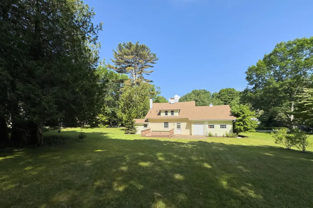 6 Highland Avenue Camden ME 04843