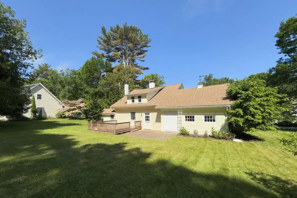 6 Highland Avenue Camden ME 04843