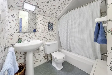 6 Highland Avenue Camden ME 04843
