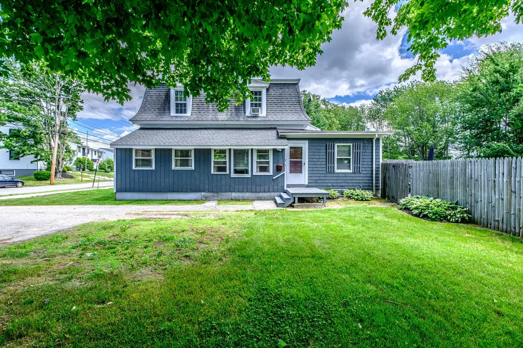 27 Bayview Street Yarmouth ME 04096