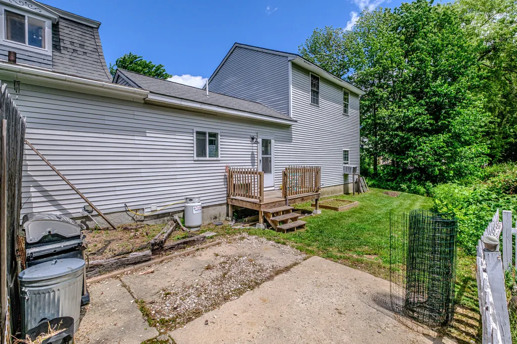 27 Bayview Street Yarmouth ME 04096