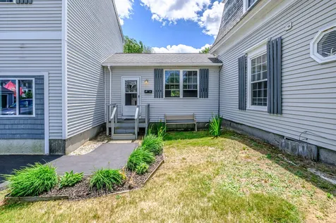 27 Bayview Street Yarmouth ME 04096