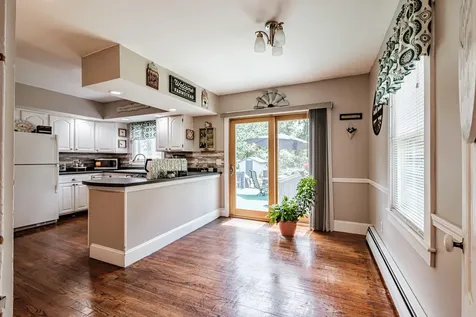 27 Bayview Street Yarmouth ME 04096