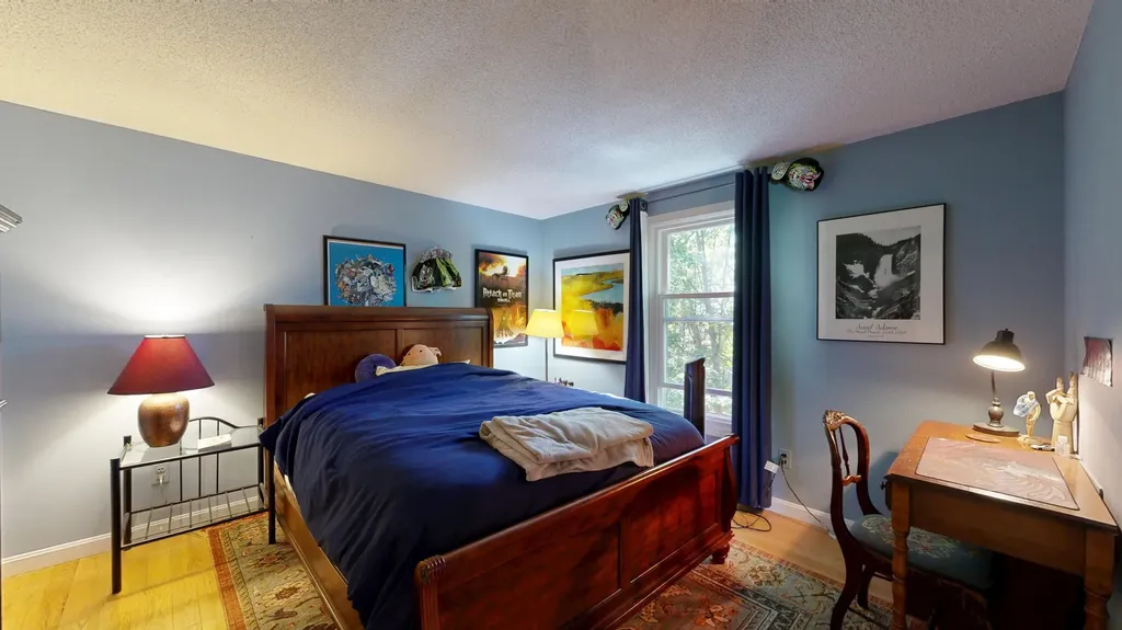 25 Delcliffe Lane Lewiston ME 04240