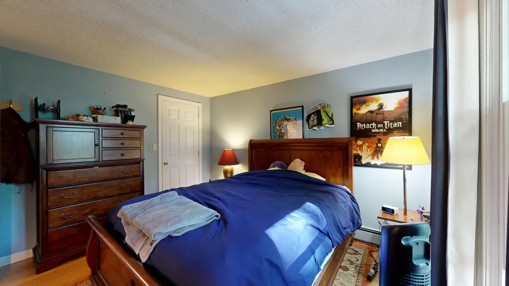 25 Delcliffe Lane Lewiston ME 04240