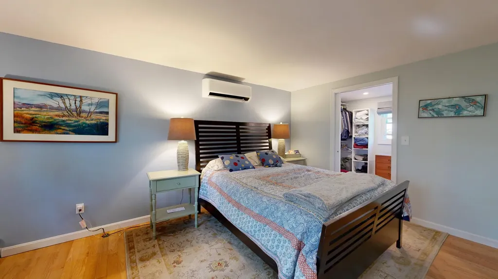 25 Delcliffe Lane Lewiston ME 04240