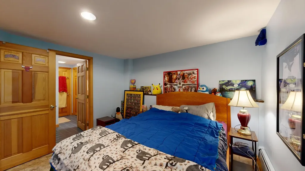 25 Delcliffe Lane Lewiston ME 04240