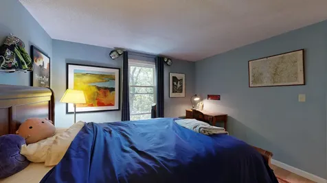 25 Delcliffe Lane Lewiston ME 04240