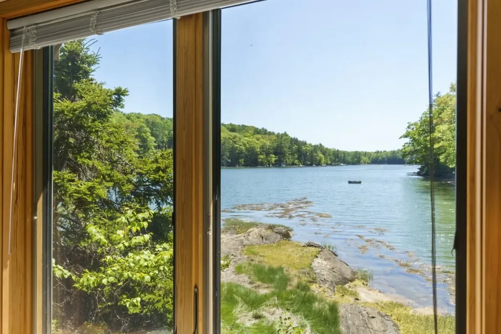 42 Delano Drive Boothbay ME 04537