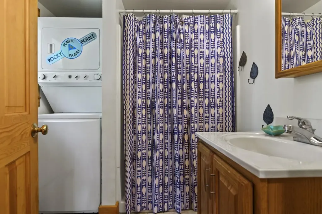 42 Delano Drive Boothbay ME 04537
