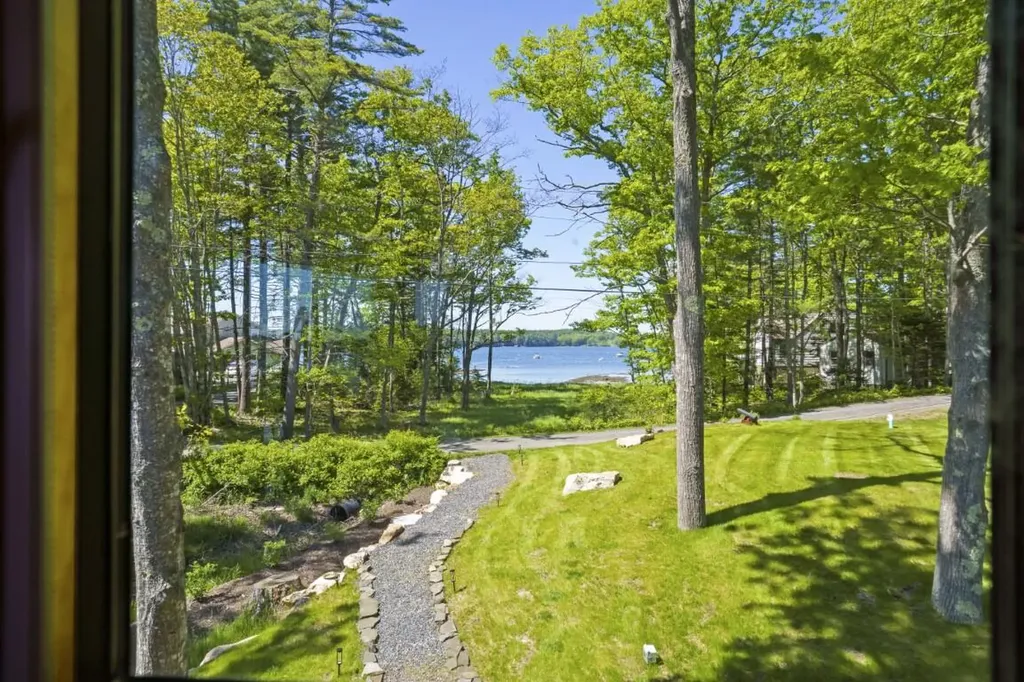 42 Delano Drive Boothbay ME 04537