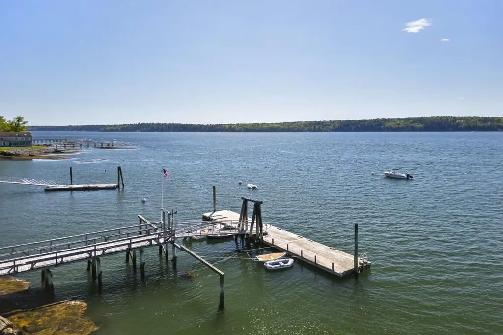 42 Delano Drive Boothbay ME 04537