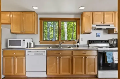 42 Delano Drive Boothbay ME 04537
