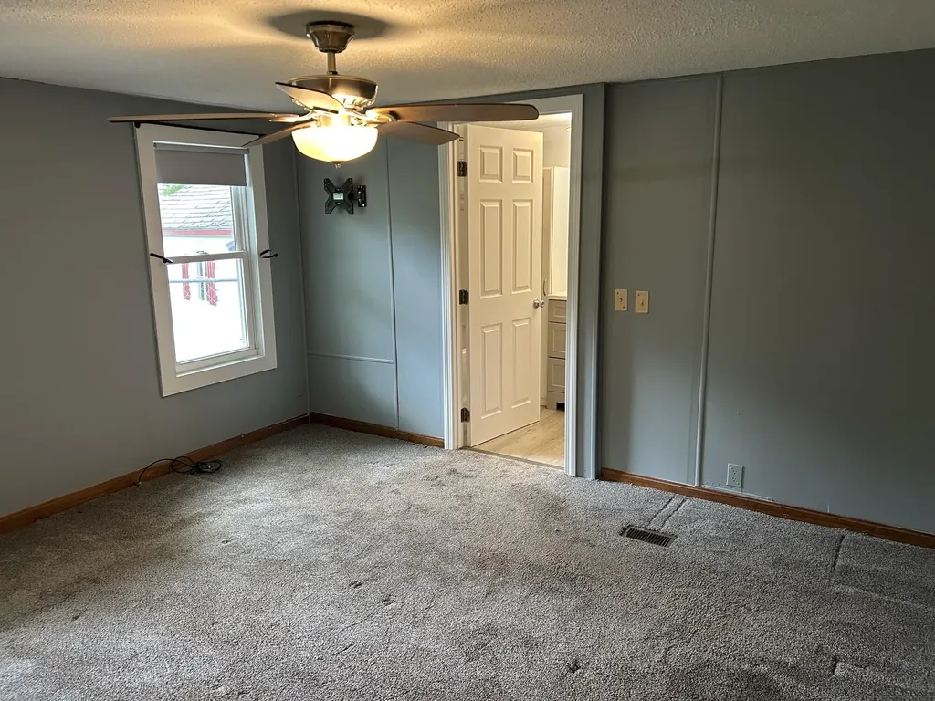 14 Kevin Street Sanford ME 04073