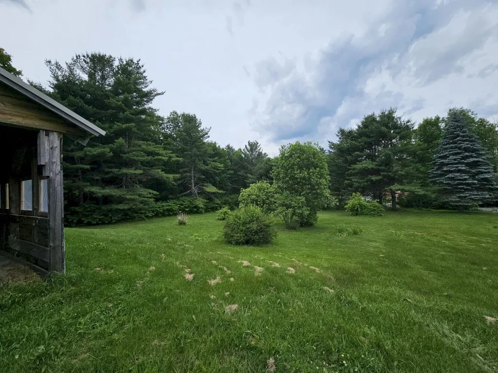 9 Swain Drive Norridgewock ME 04957