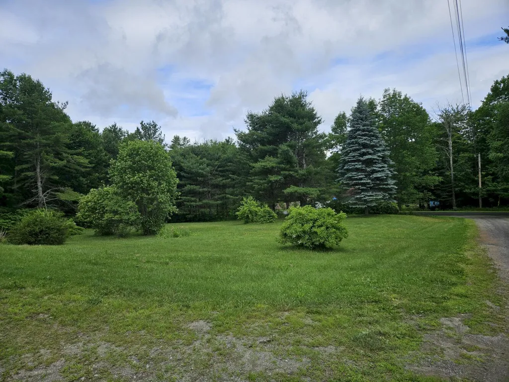 9 Swain Drive Norridgewock ME 04957