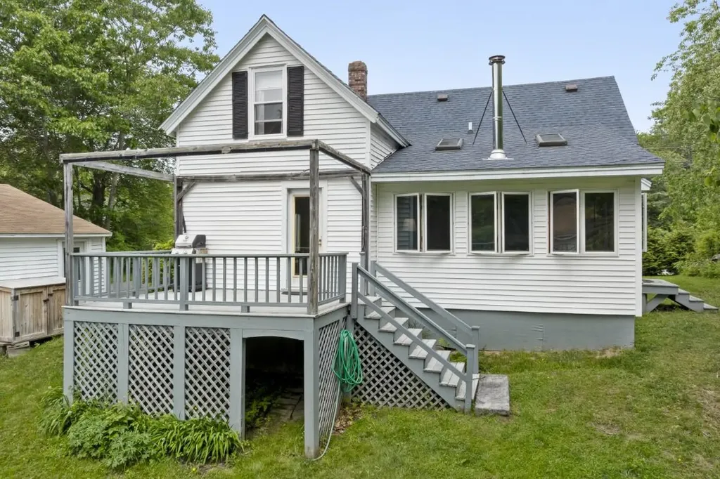 261 Ocean Point Road Boothbay Harbor ME 04538