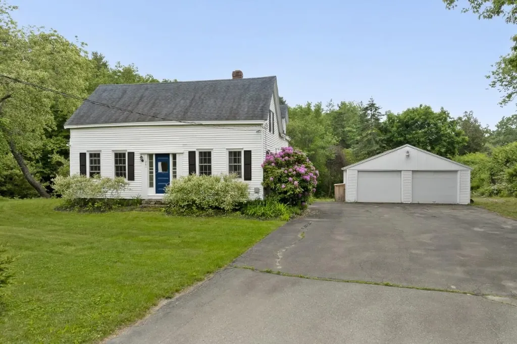 261 Ocean Point Road Boothbay Harbor ME 04538