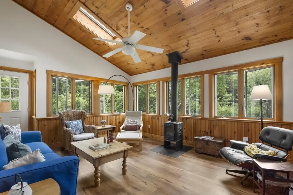261 Ocean Point Road Boothbay Harbor ME 04538