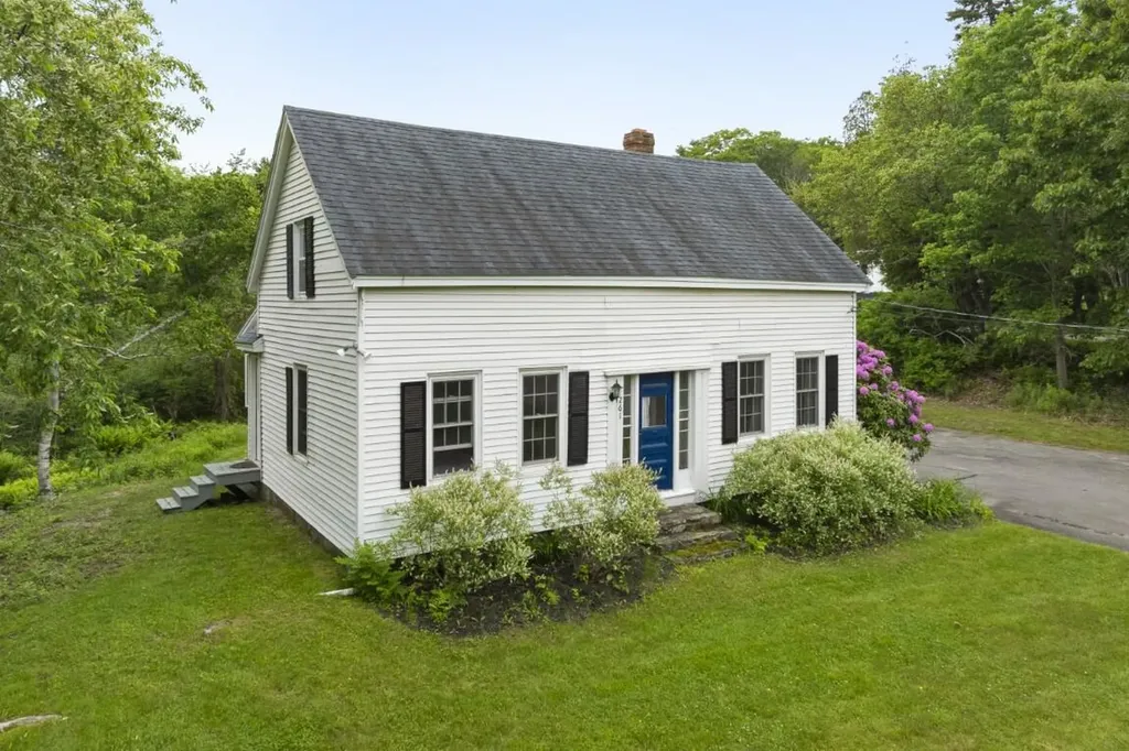 261 Ocean Point Road Boothbay Harbor ME 04538