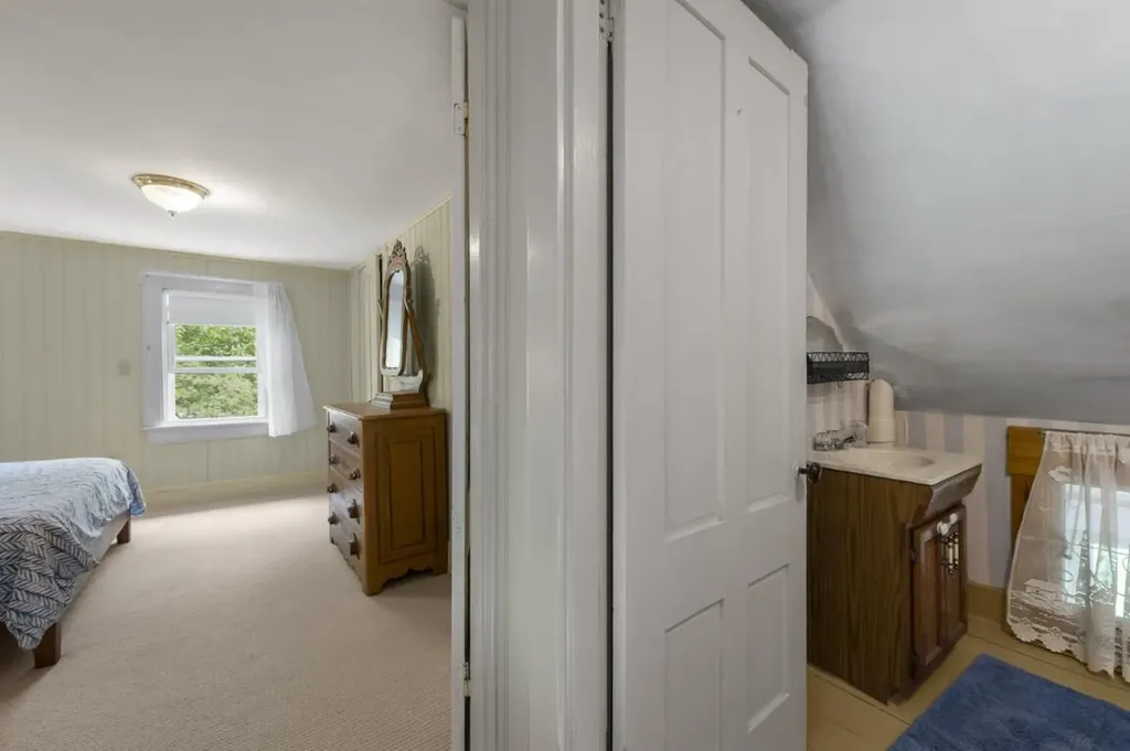 261 Ocean Point Road Boothbay Harbor ME 04538