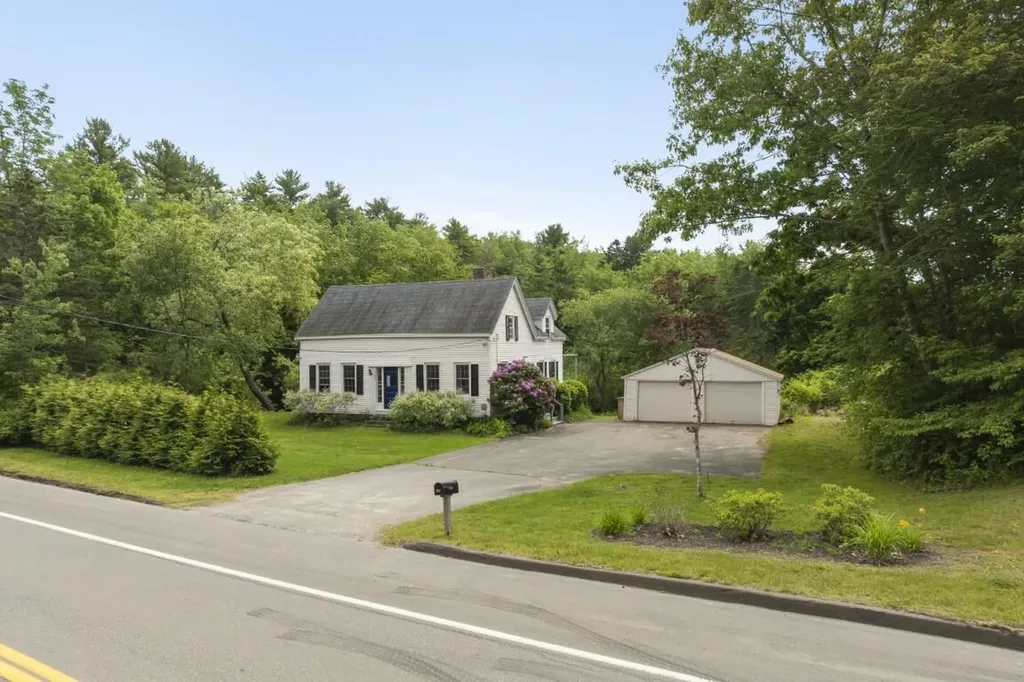 261 Ocean Point Road Boothbay Harbor ME 04538